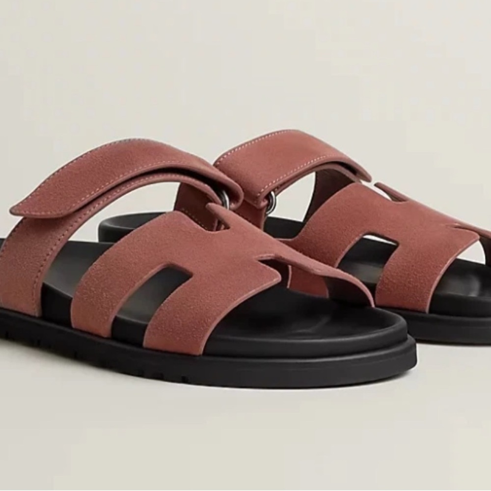 NIB HERMÈS Rose Antique Suede Women’s Chypre Sandals